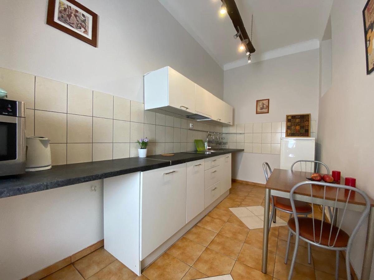 P&J Apartamenty Grodzka คราคูฟ ภายนอก รูปภาพ