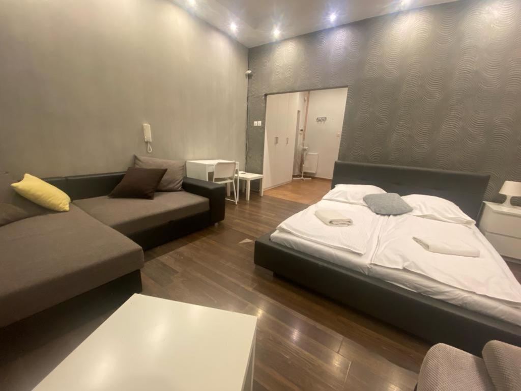 P&J Apartamenty Grodzka คราคูฟ ภายนอก รูปภาพ