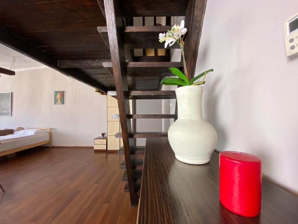 P&J Apartamenty Grodzka คราคูฟ ภายนอก รูปภาพ